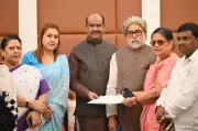 Rebel TMC MPs Merge with Nationalist Citizens Party, Seek Separate Lok Sabha Seating