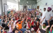 Sacked Meri Rasoi Scheme Workers Gherao Labour Office for 8 Hours in Jalandhar