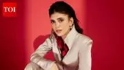 Sanjana Sanghi reveals only Hrithik Roshan makes her star-struck