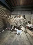 Taiwanese Artist Turns Grief into Driftwood Sculpture of Beloved Dog