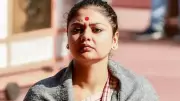 TMC MP Saayoni Ghosh Arrives in Delhi Amid Rebel MP Speculation