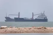 UN Pauses Ship Escorts in Hormuz After Attack, Threatening Iran War Deal
