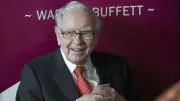 Warren Buffett's Advice: Avoid Mistakes, Not Just Pursue Wins
