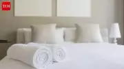 Why Hotels Use White Sheets: Cleanliness, Trust, and Practicality