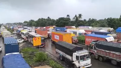 40 km Traffic Jam on Mumbai-Gujarat Highway Due to Torrential Rain