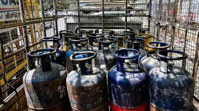 Commercial LPG Price Cut by Rs 183.5; 19-kg Cylinder Now Rs 2,930 in Delhi