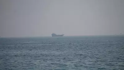 Four Oil Tankers U-Turn from Strait of Hormuz Amid Attacks