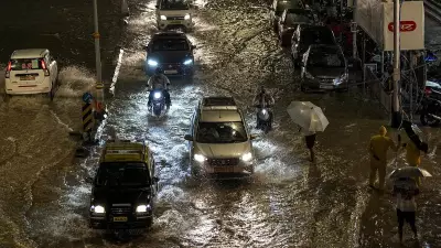 Heavy Rains Disrupt Life in Maharashtra, Kerala; IMD Predicts Monsoon Advance