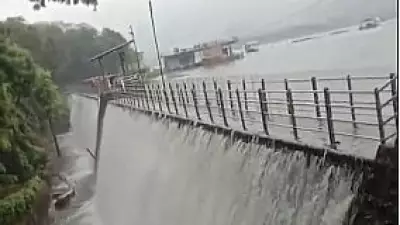 Powai Lake Overflows, But Mumbai's Water Supply Reservoirs at Record Low