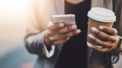 Social Media Feeds Shape Food Choices and Eating Habits