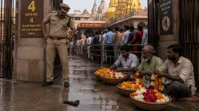 UP: Policeman's Gun Accidentally Fires Outside Kashi Vishwanath Temple, 3 Injured