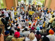 Akali Dal Waris Punjab De Protests Removal of Film Satluj from Zee5, Submits Memo to DC