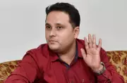 Amish Tripathi, Sonam Kapoor Discuss Books, Parenting, and Indian Heritage