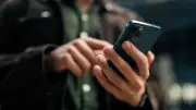 Bengaluru man loses Rs 3.51 lakh after iPhone theft at accident scene