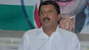 Bengaluru Transport Minister Goes Incognito to Inspect BMTC Services