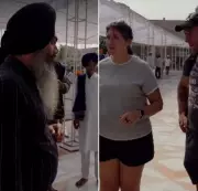 Foreigner Wearing Shorts to Golden Temple Gently Reminded of Dress Code by Sewadar