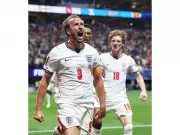 Kane hails Messi, Ronaldo standards after England's World Cup comeback win