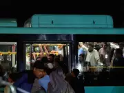 Karachi commuters demand fare cuts as transport operators ignore fuel price drop