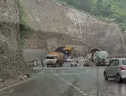 Mandi-Pathankot Highway Restored After 7-Hour Landslide Blockade