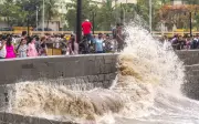 Monsoon Fury Kills 6 in Himachal, Mumbai; Rain Alerts Issued Across India