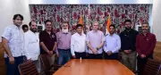 Omar Abdullah assures support to tourism, business stakeholders in J&K