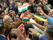 PM Modi Meets Indian Diaspora in New Zealand, Says Bond Unwavering