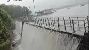 Powai Lake Overflows, But Mumbai's Water Supply Reservoirs at Record Low