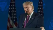 Trump Claims Iran 'Dying to Settle', Says US Gave Them Week Off for Funeral