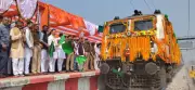 Union Minister Ravneet Singh Flags Off Nanded-Tanakpur Weekly Express for Pilgrims