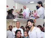 Vijay Deverakonda, Harish Rao Mark 500 Free Pediatric Heart Surgeries at Sanjeevani Hospital